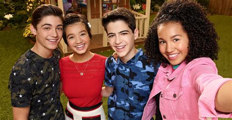 Watch Andi Mack .